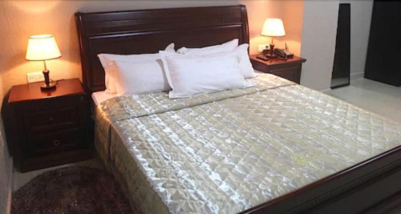 Corina Hotel image