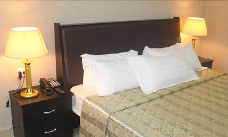 Corina Hotel image
