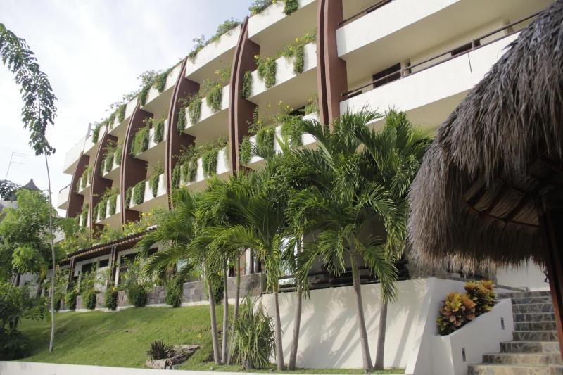 Pacific King Hotel image
