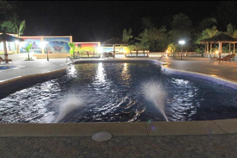 Le Village d'Ennery