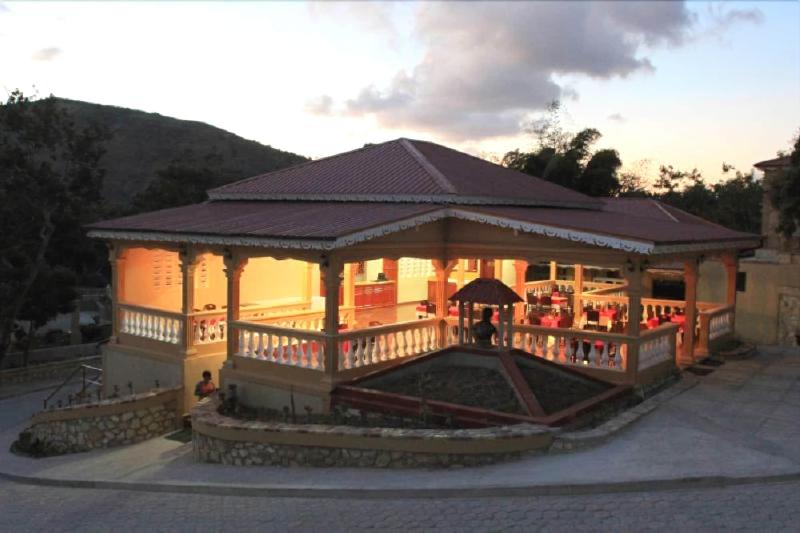 Le Village d'Ennery
