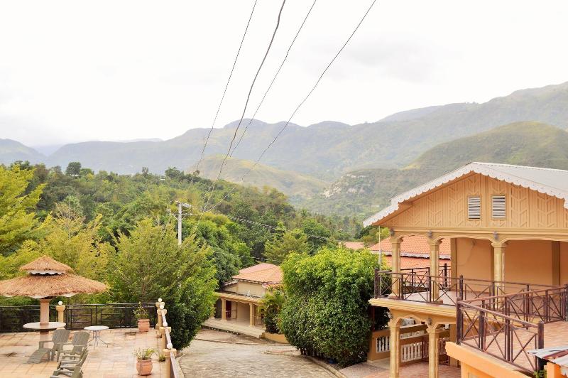 Le Village d'Ennery