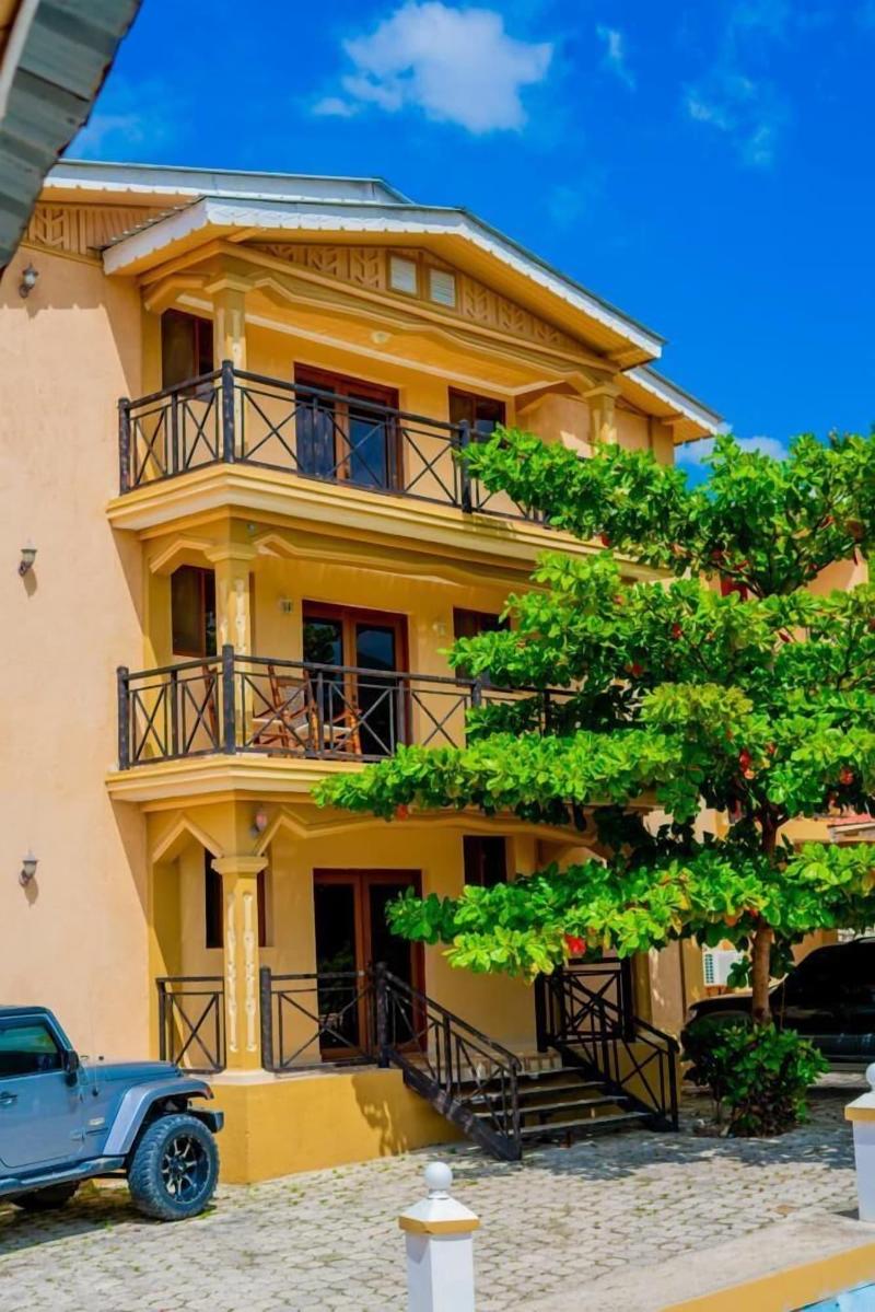 Le Village d'Ennery