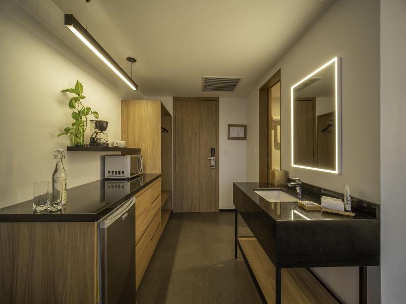 Stadia Suites Querataro image