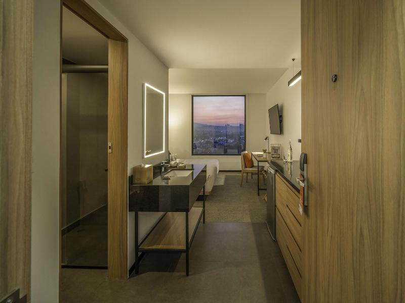 Stadia Suites Querataro image