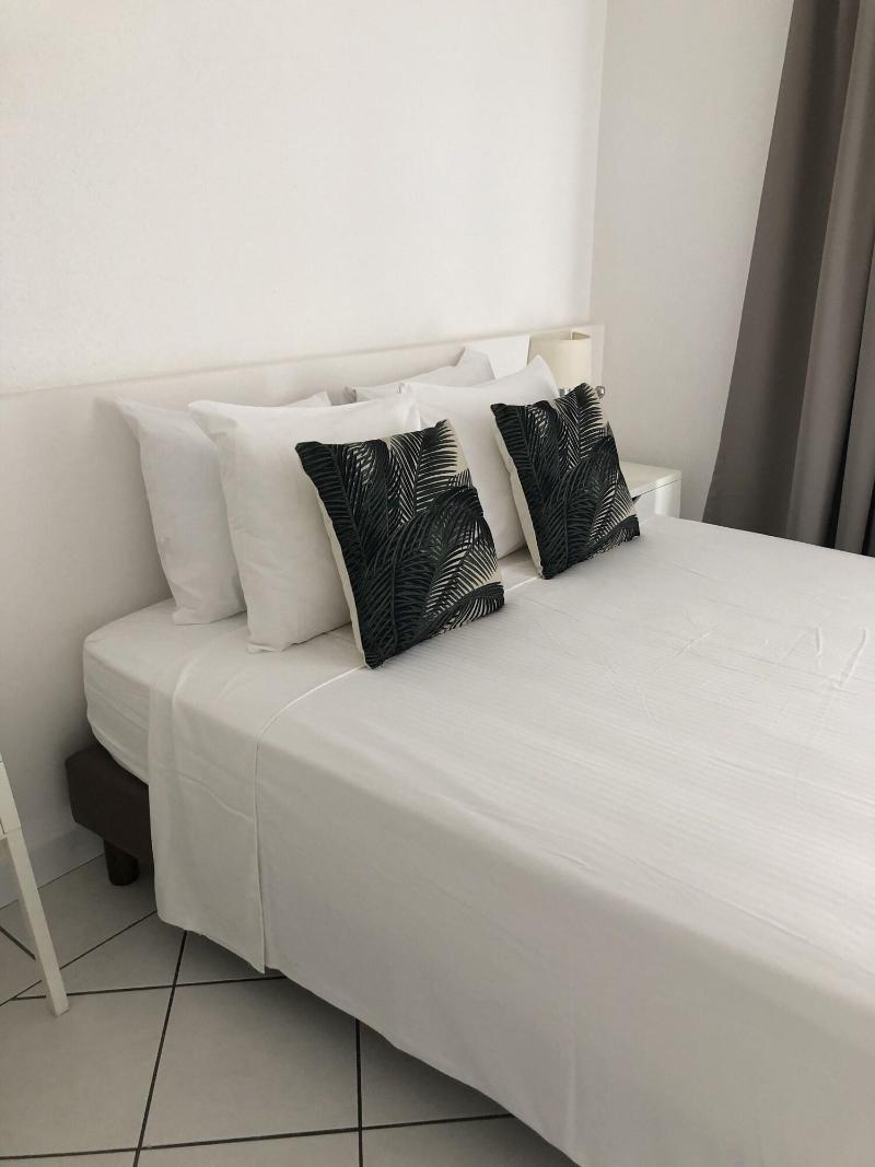 Centr' Hotel image