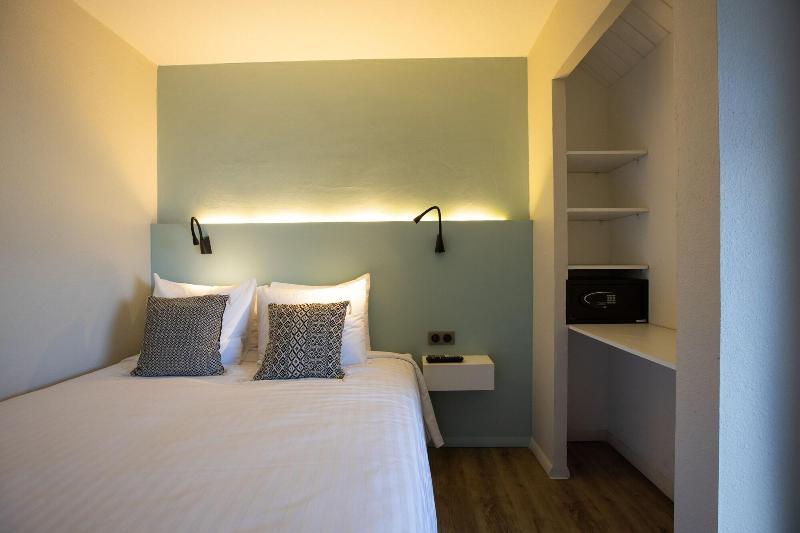 Centr' Hotel image
