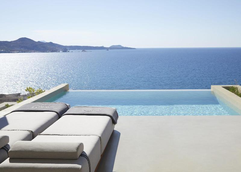White Coast Pool Suites Small Luxury Hotels