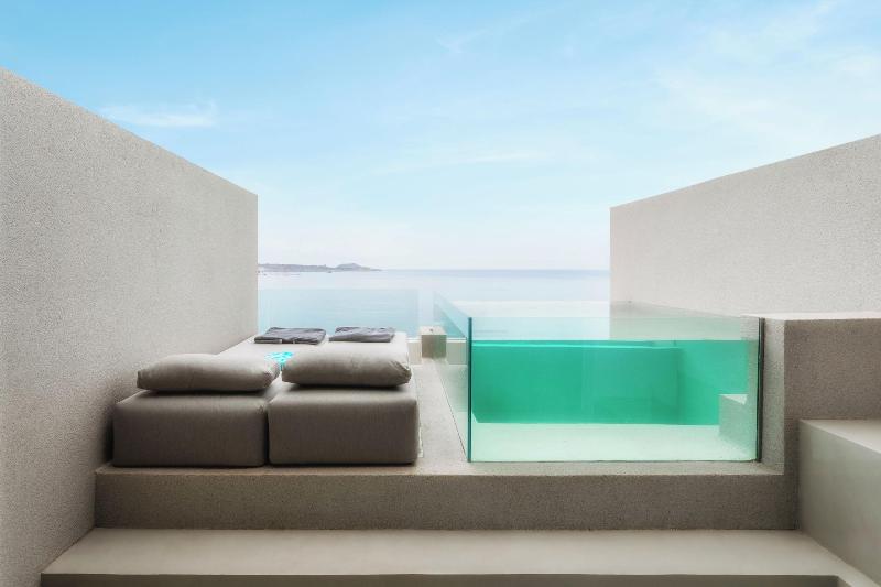 White Coast Pool Suites Small Luxury Hotels — photo 204