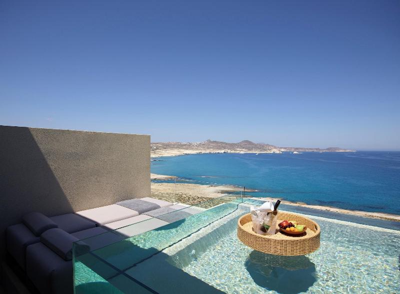 White Coast Pool Suites Small Luxury Hotels — photo 201