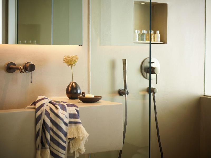 White Coast Pool Suites Small Luxury Hotels — photo 148