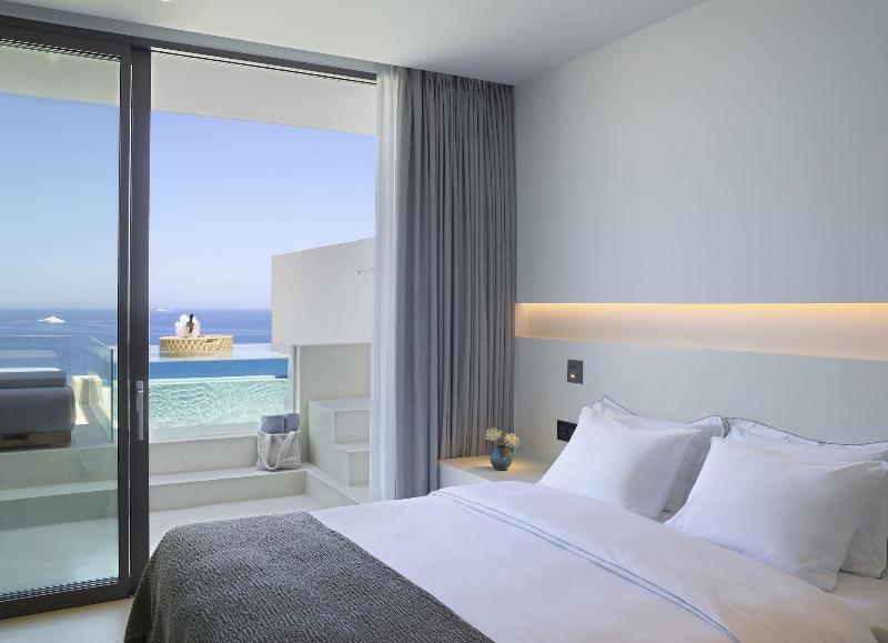 White Coast Pool Suites Small Luxury Hotels — photo 330