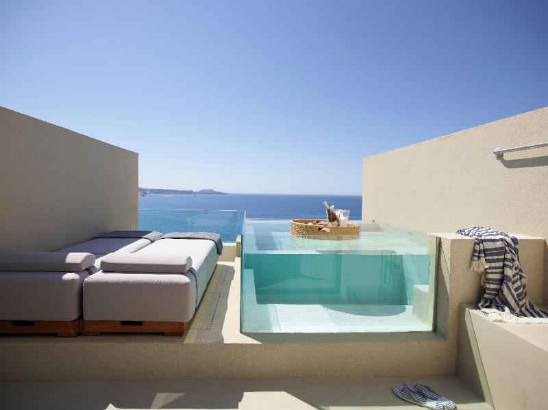 White Coast Pool Suites Small Luxury Hotels — photo 321