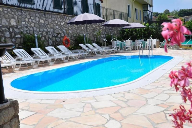 Hotel La Pergoletta image