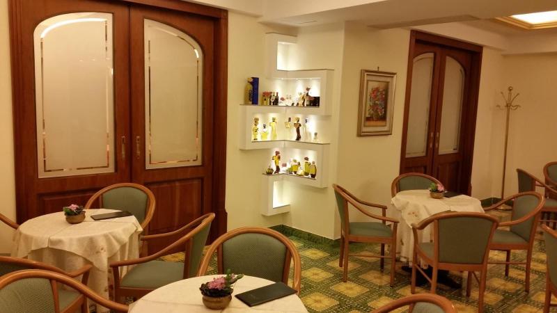 Hotel La Pergoletta image