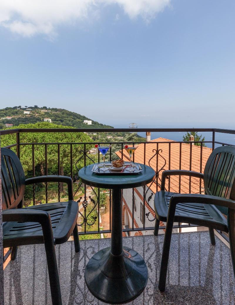 Hotel La Pergoletta image