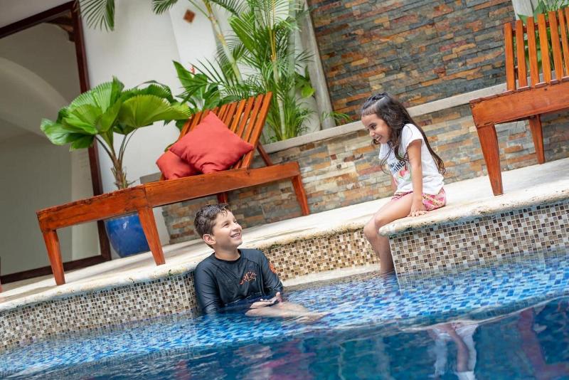 Hotel Alcazar image
