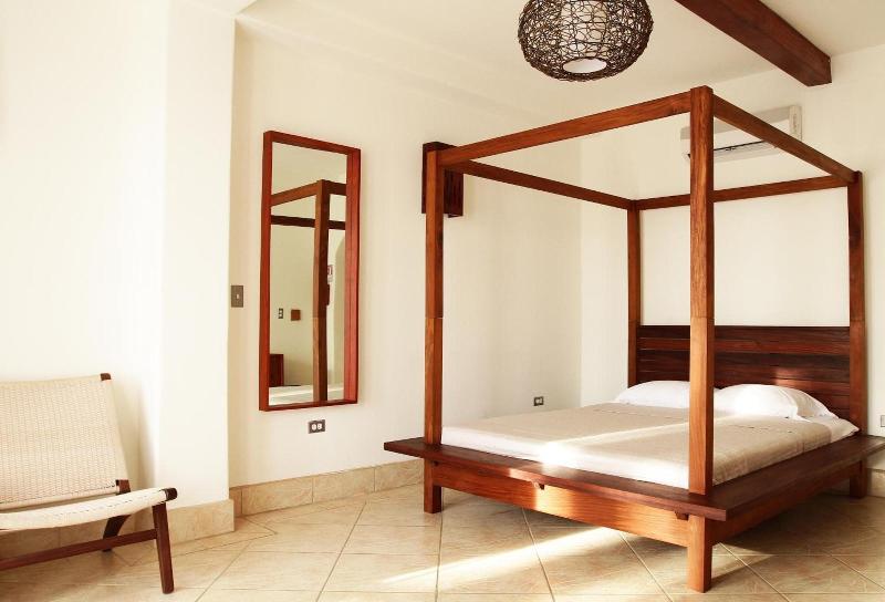 Hotel Alcazar image