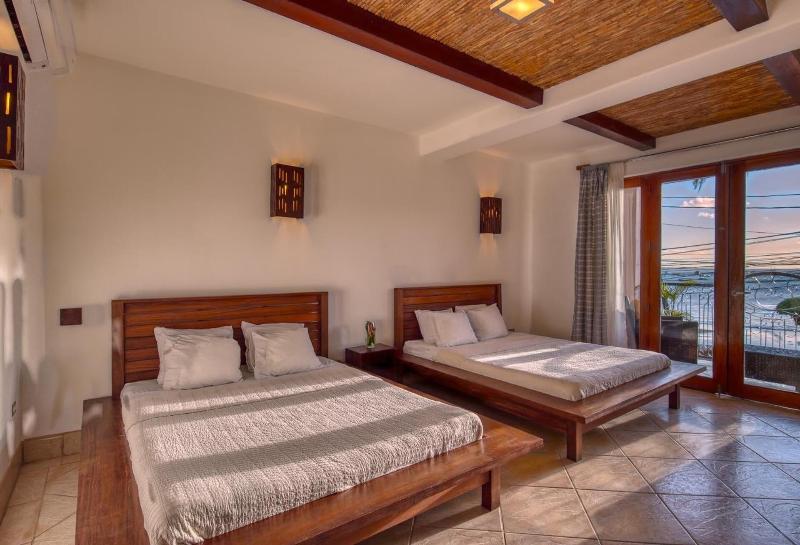 Hotel Alcazar image