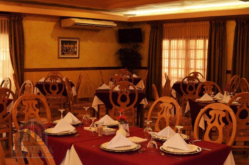 La Quinta Hotel image 3