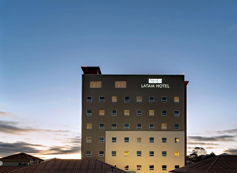 Latam Hotel Plaza Pradera Quetzaltenango image