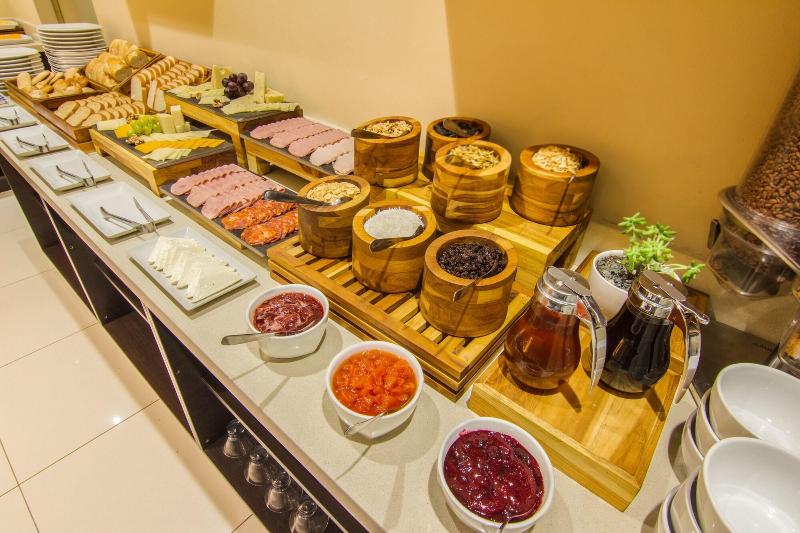 Latam Hotel Plaza Pradera Quetzaltenango image
