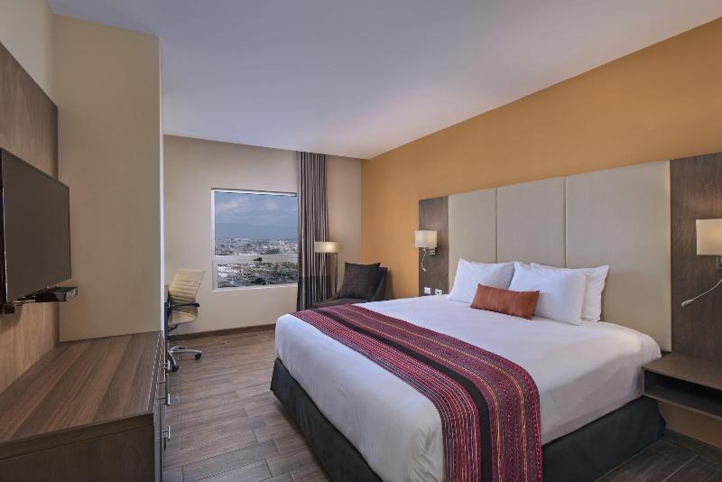 Latam Hotel Plaza Pradera Quetzaltenango image