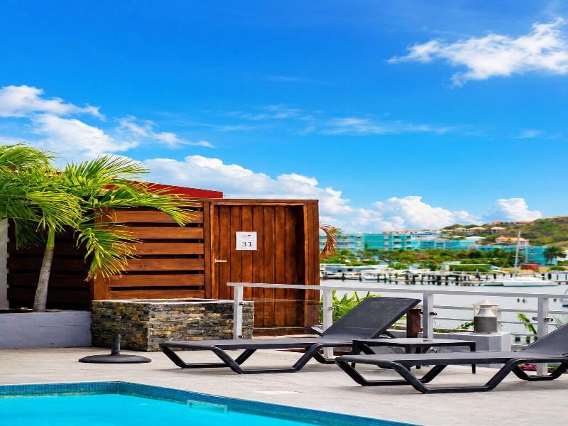Les Balcons d'Oyster Pond image