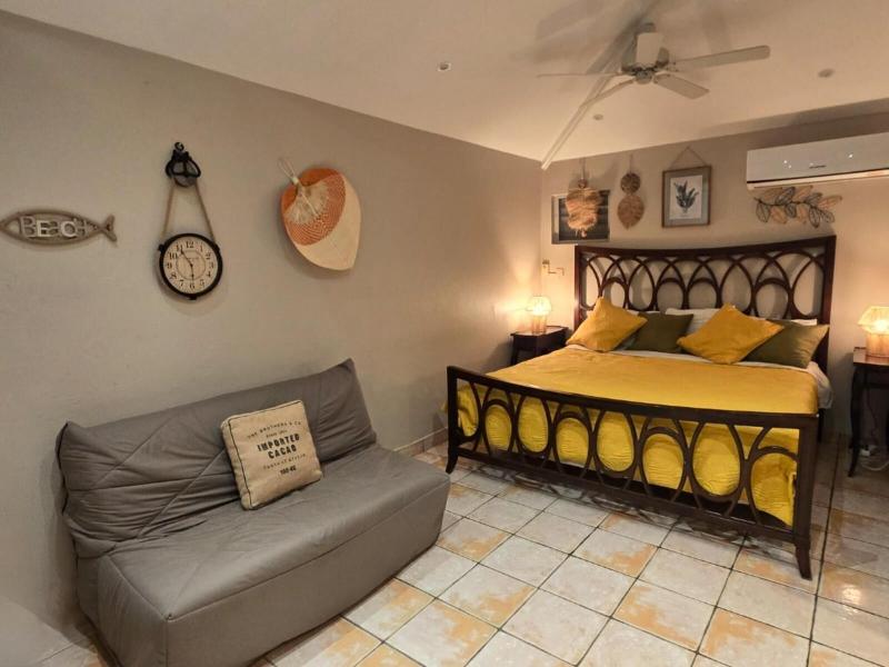 Les Balcons d'Oyster Pond image