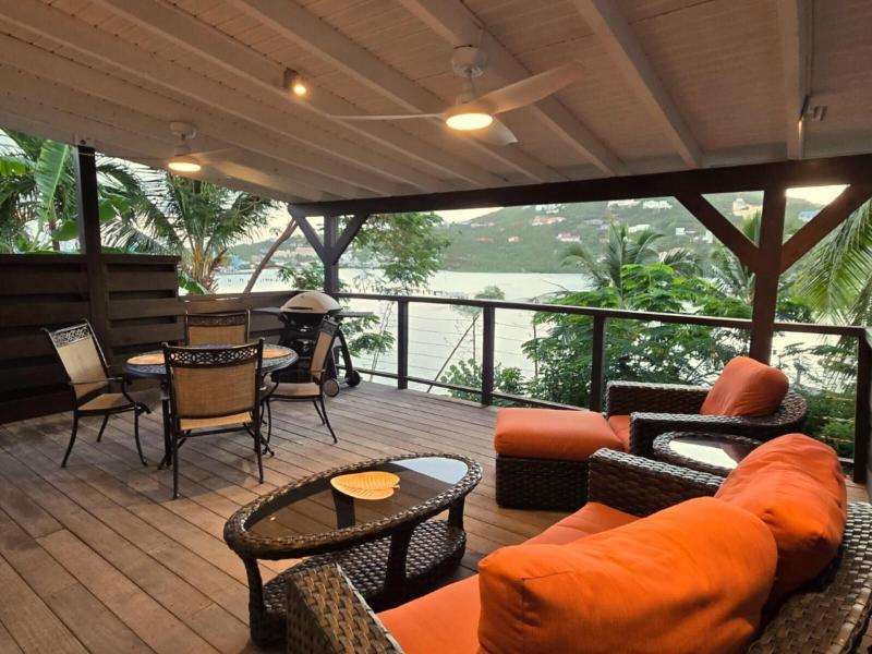 Les Balcons d'Oyster Pond image