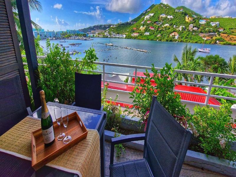 Les Balcons d'Oyster Pond image