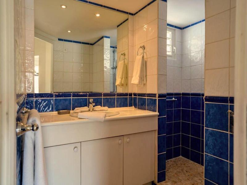 Les Balcons d'Oyster Pond image