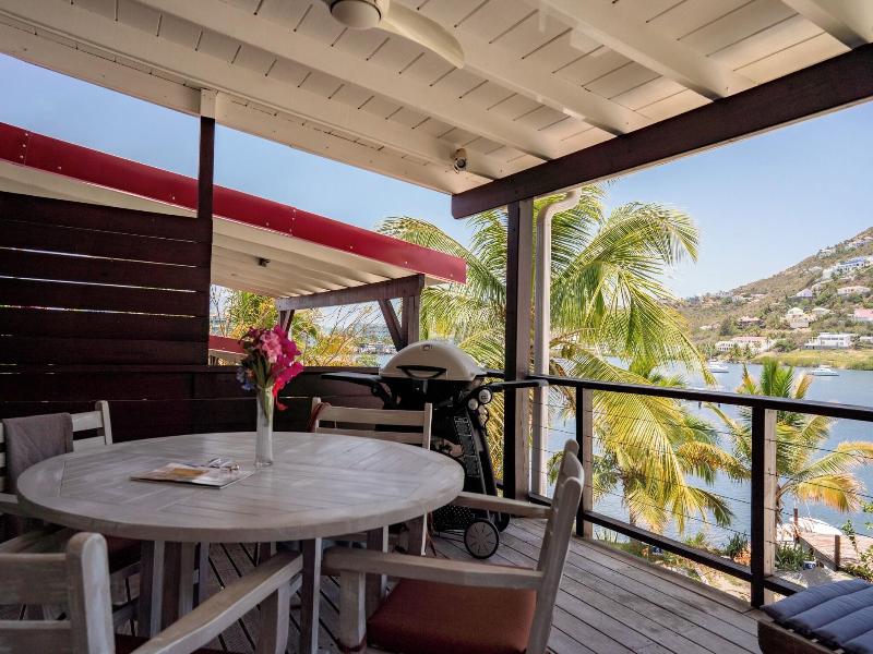 Les Balcons d'Oyster Pond image