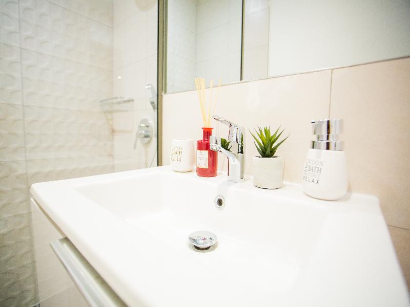 Accra Luxury Apartments @ The Bantree image