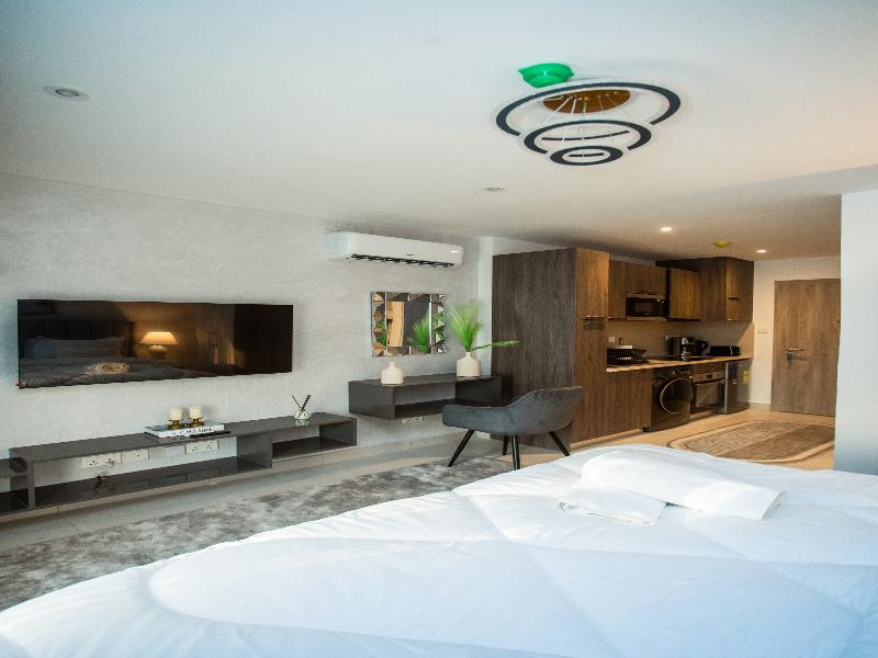 Accra Luxury Apartments At The Bantree image