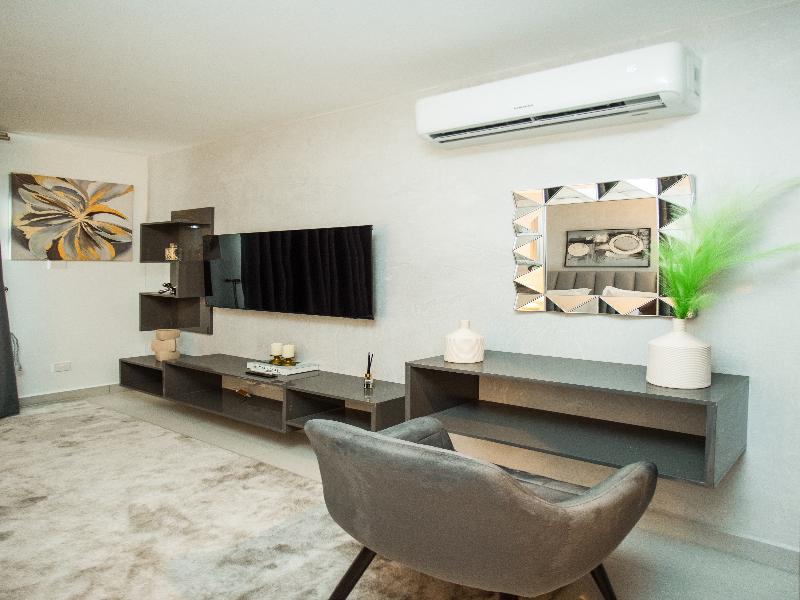 Accra Luxury Apartments At The Bantree image