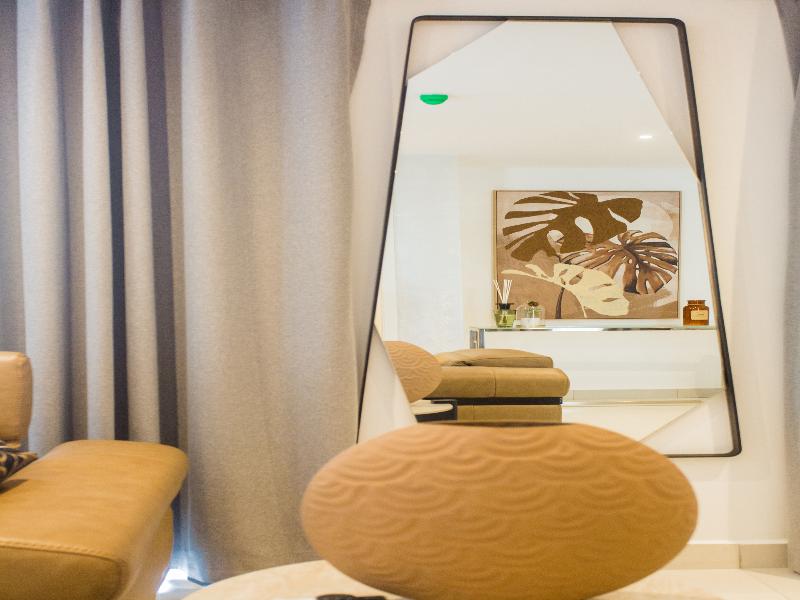 Accra Luxury Apartments At The Bantree image