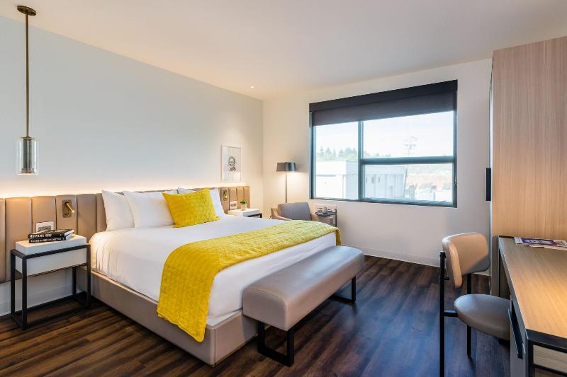 Shashi Hotel Mountain View, an Urban Resort image