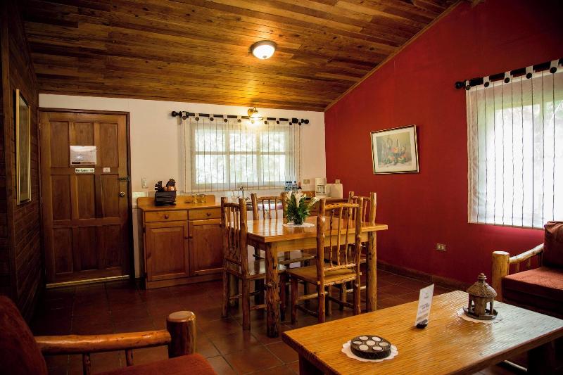 Boutique Y Restaurante Paniste image