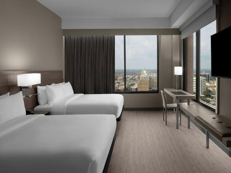 AC Hotel by Marriott San Antonio Riverwalk image