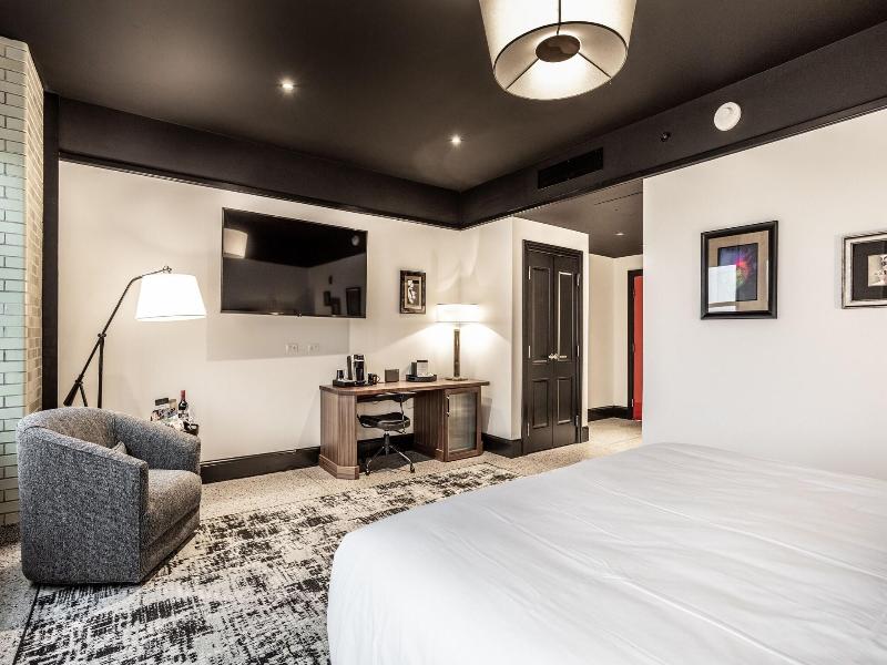 Bottleworks Hotel image