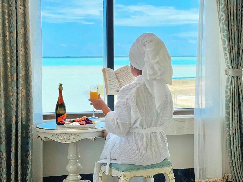 Golden Bay Belize Hotel image