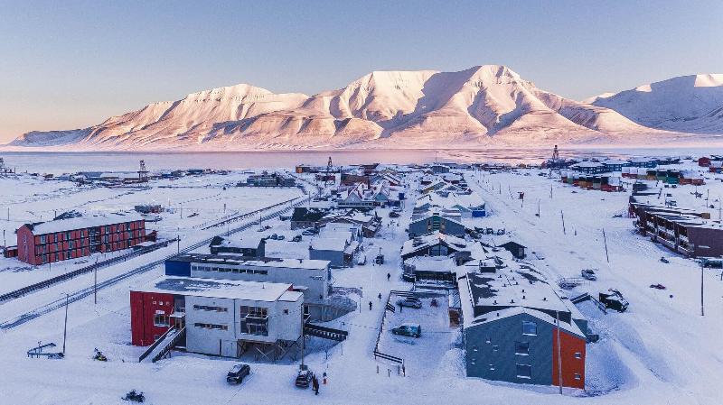 Svalbard Hotell - Polfareren image