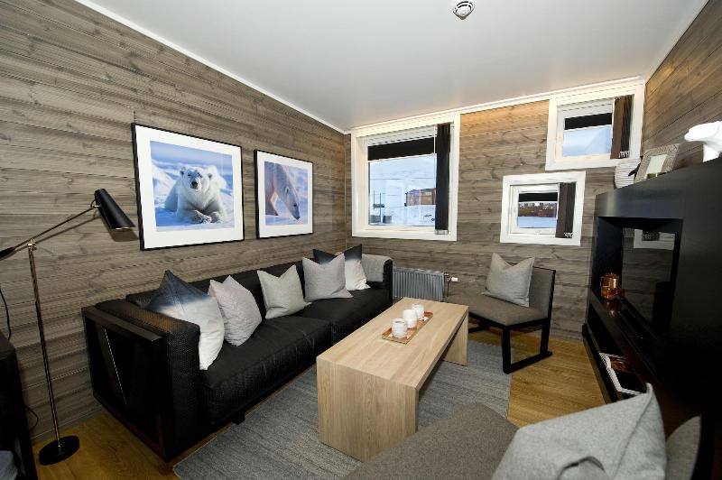 Svalbard Hotell - Polfareren image