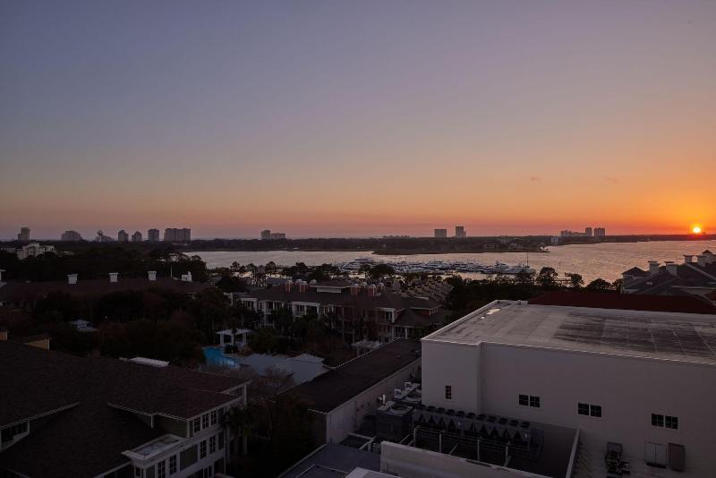 Hotel Effie Sandestin image