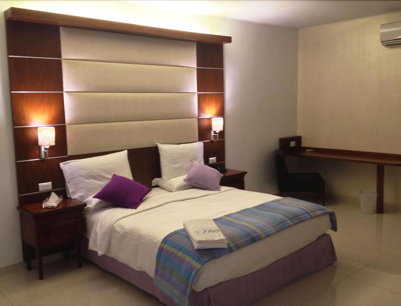 The Hub Hotel image