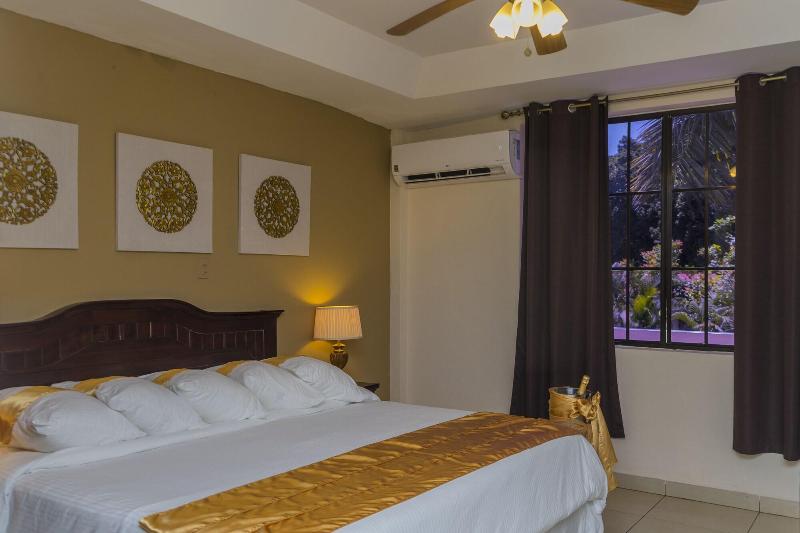 Farallones Hotel image