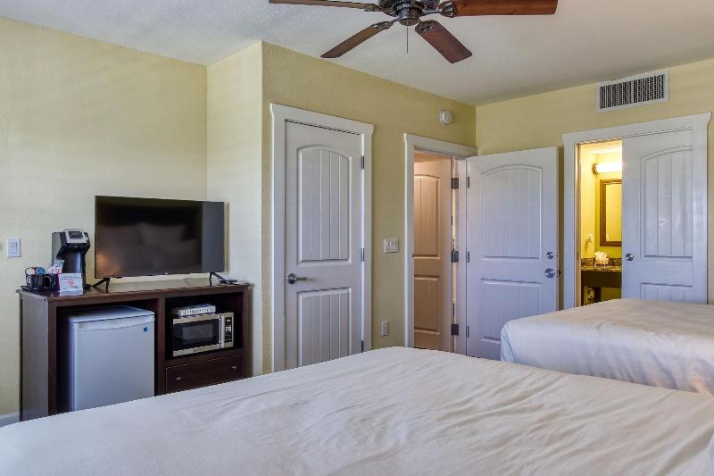 New Hotel Collection Harbourside image