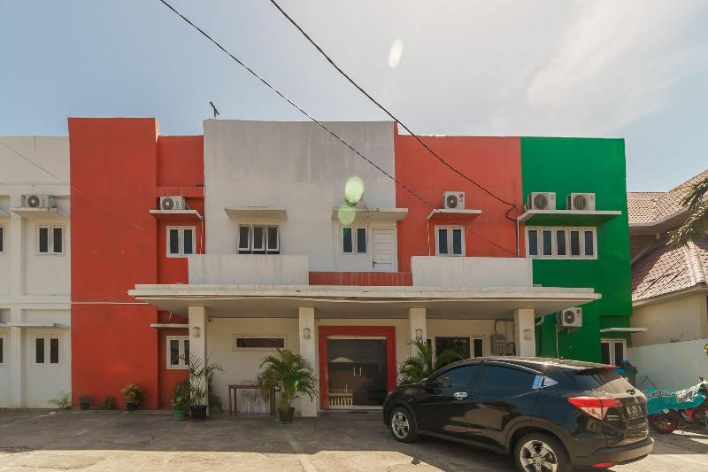 Formerly RedDoorz Syariah Panglima Nyak Makam Aceh image