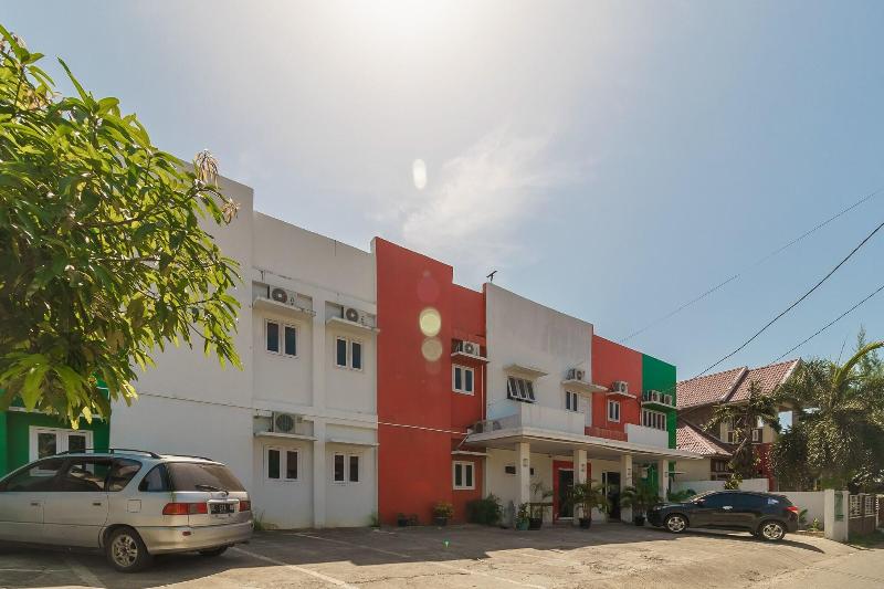 Formerly RedDoorz Syariah Panglima Nyak Makam Aceh image